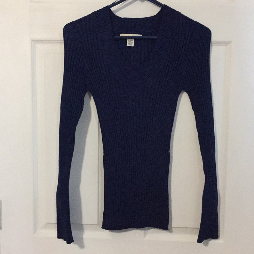 Stretchy sweater